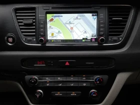 Kia Carnival 9-Seater Luxury, снимка 15