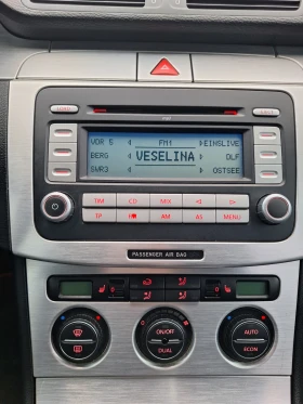 VW Passat 2.0 TDI Highline БЕЗ РЪЖДА, снимка 11