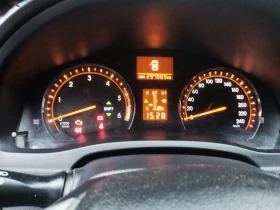 Toyota Avensis 2.2 D4D - 9899 лв. / 5061.28 € - 32453224 3