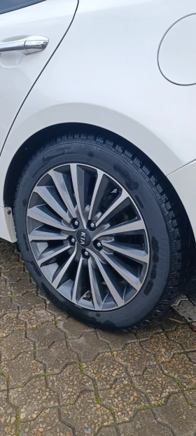 Kia K5 - 12400 € / 24252.29 лв. - 45052190 6