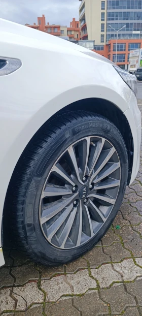 Kia K5 - 12400 € / 24252.29 лв. - 45052190 8