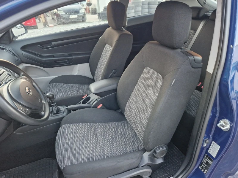 Kia Ceed 1.4i klima , снимка 12 - Автомобили и джипове - 45857699