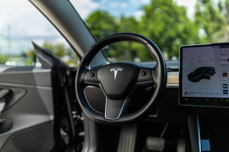 Tesla Model 3 LONG RANGE 4X4 ЕВРОПЕЙСКА, снимка 13 - Автомобили и джипове - 46392325