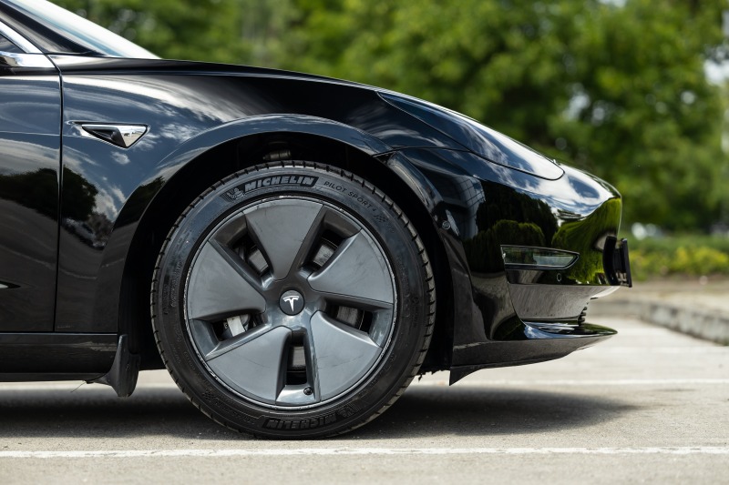 Tesla Model 3 LONG RANGE 4X4 ЕВРОПЕЙСКА, снимка 7 - Автомобили и джипове - 46392325