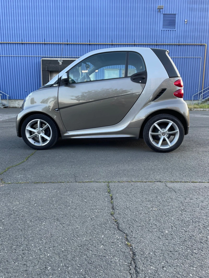 Smart Fortwo, снимка 4 - Автомобили и джипове - 47192715