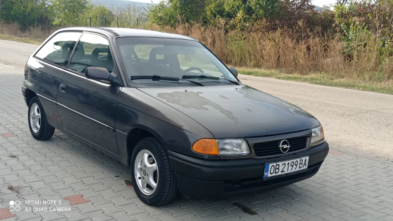 Opel Astra 1.6/75 , снимка 12 - Автомобили и джипове - 48111849