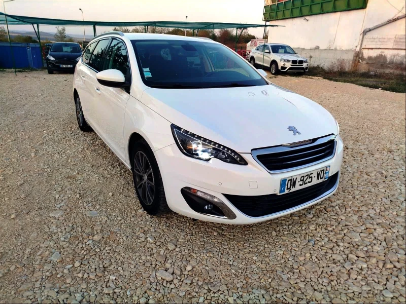 Peugeot 308 1.6 Blue-HDi* Allure* Full LED, снимка 4 - Автомобили и джипове - 51598484