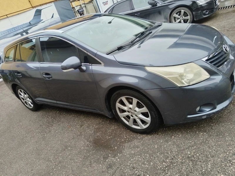 Toyota Avensis 2.2 D4D, снимка 17 - Автомобили и джипове - 52516705