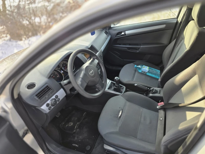 Opel Astra, снимка 5 - Автомобили и джипове - 52906135