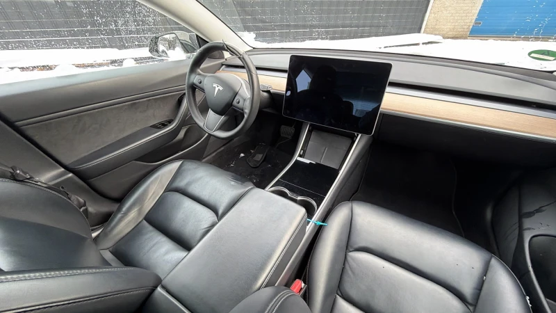 Tesla Model 3 Long Range AWD , снимка 10 - Автомобили и джипове - 53097351