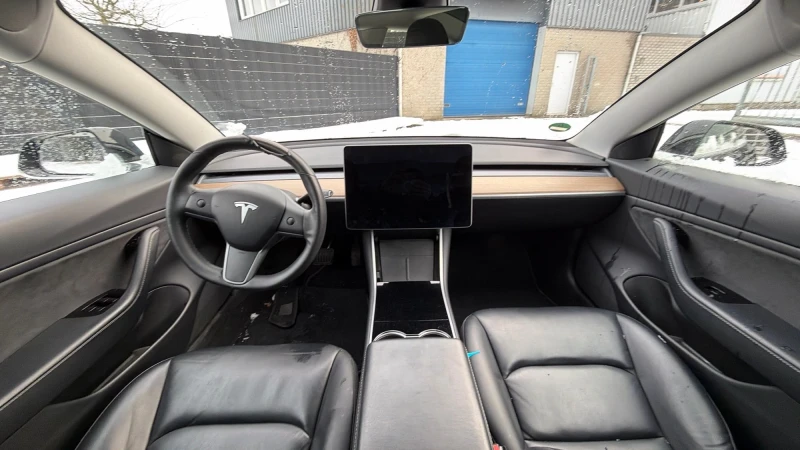 Tesla Model 3 Long Range AWD , снимка 9 - Автомобили и джипове - 53097351