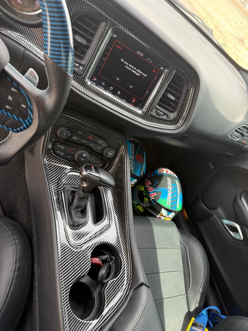 Dodge Challenger R/T Scat Pack, снимка 13 - Автомобили и джипове - 53143590