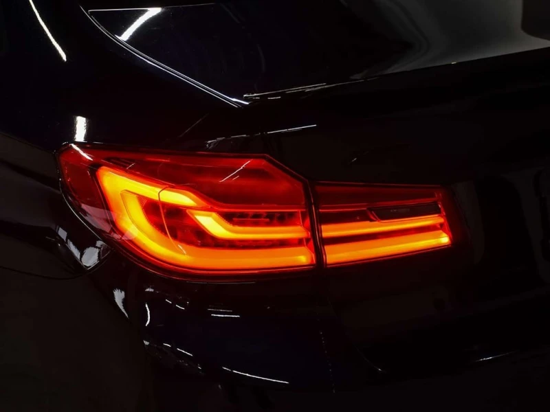 BMW 530 * xDrive * CARFAX * ЦЕНА ДО БГ, снимка 8 - Автомобили и джипове - 53155224