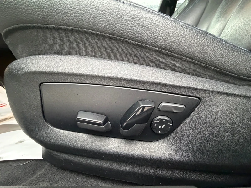 BMW 530 4х4/M-Sport/Led/Navi/Headup/Keyles/СОБСТВЕН ЛИЗИНГ, снимка 13 - Автомобили и джипове - 53352758