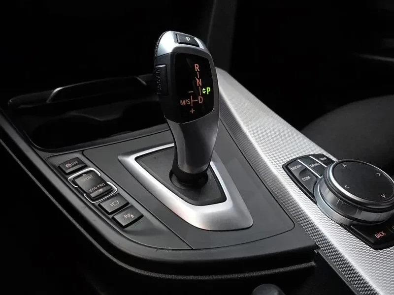 BMW 320 Gt (F34) Gt 320D M Sports Premium, снимка 17 - Автомобили и джипове - 54873476