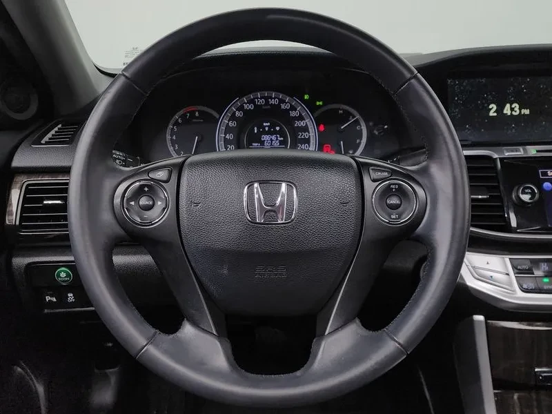 Honda Accord 2.4 9Th Generation, снимка 13 - Автомобили и джипове - 55920869
