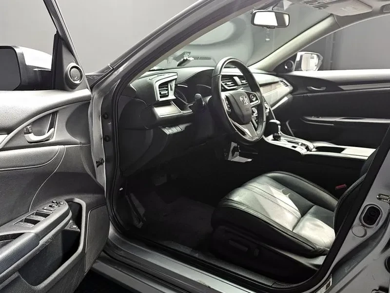 Honda Civic 2.0 10Th Generation, снимка 10 - Автомобили и джипове - 56354149