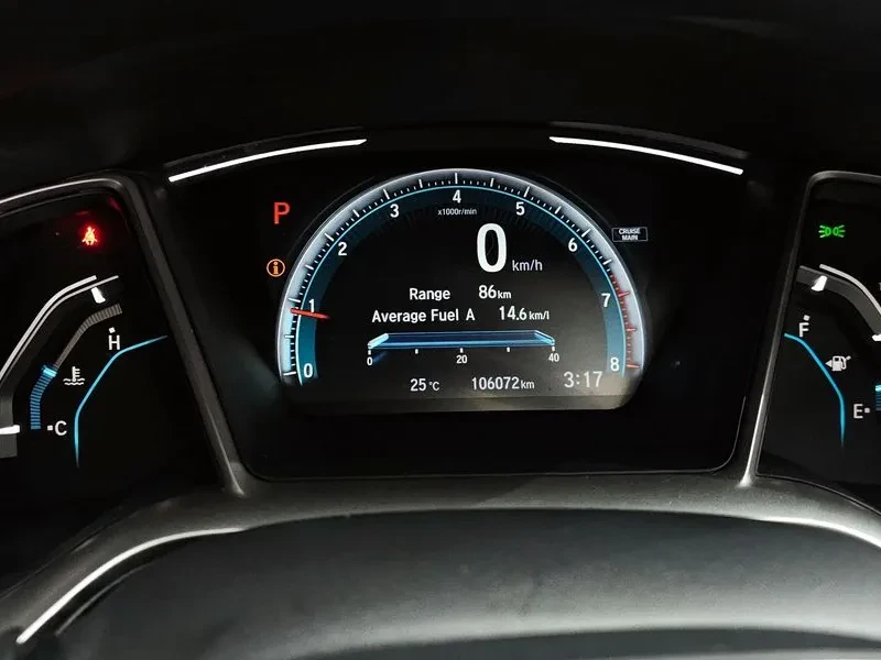 Honda Civic 2.0 10Th Generation, снимка 8 - Автомобили и джипове - 56354149