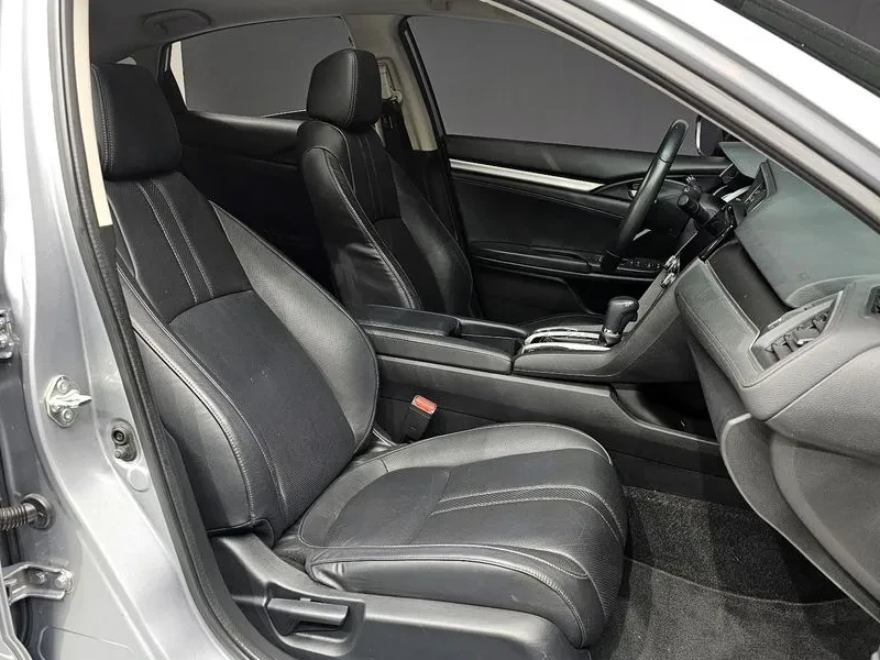 Honda Civic 2.0 10Th Generation, снимка 11 - Автомобили и джипове - 56354149