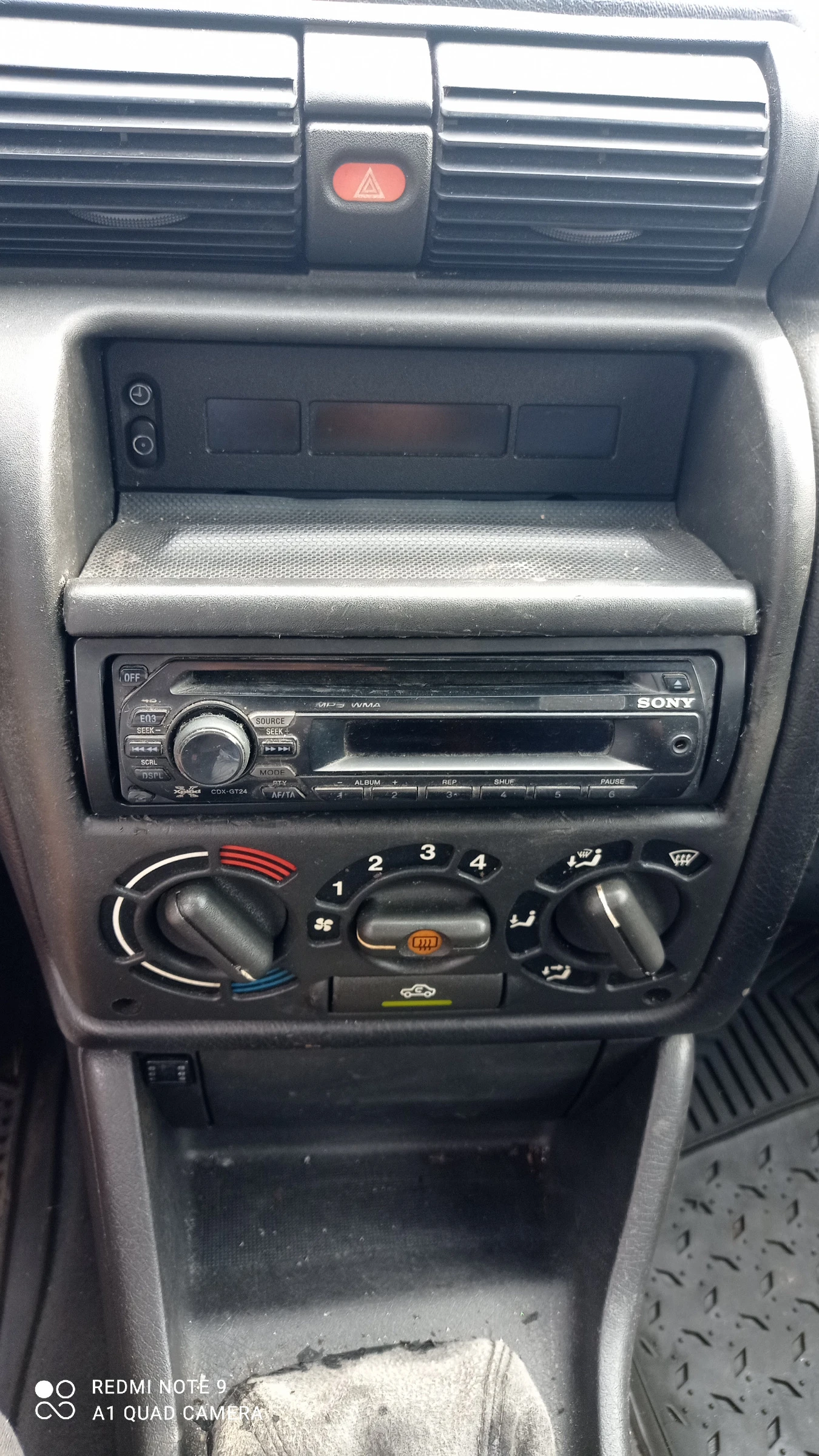 Opel Astra 1.6/75  - изображение 7