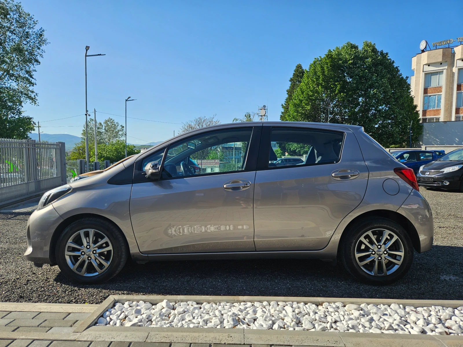 Toyota Yaris 1.4D4D Evro 6 - изображение 2