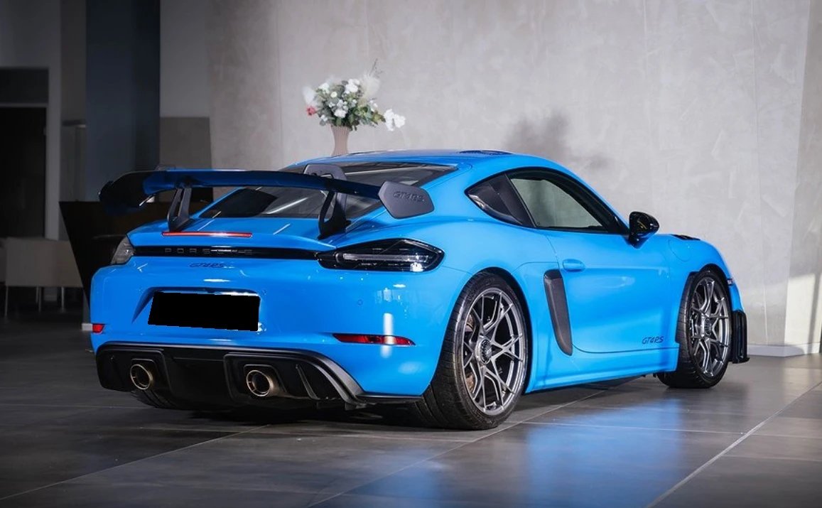 Porsche Cayman 718 GT4 RS Weissach Clubsport - изображение 2