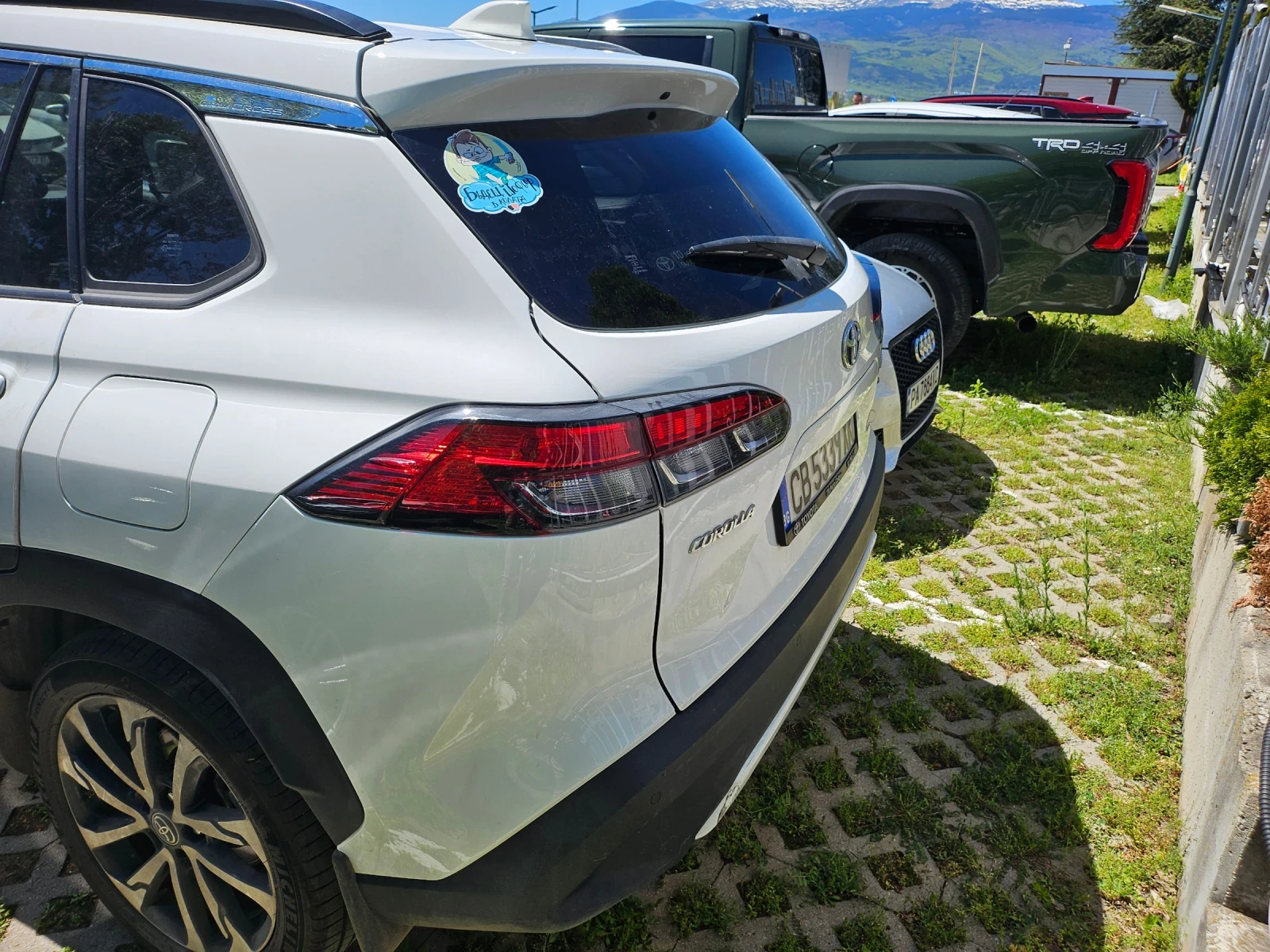 Toyota Corolla Cross Luxury - изображение 6