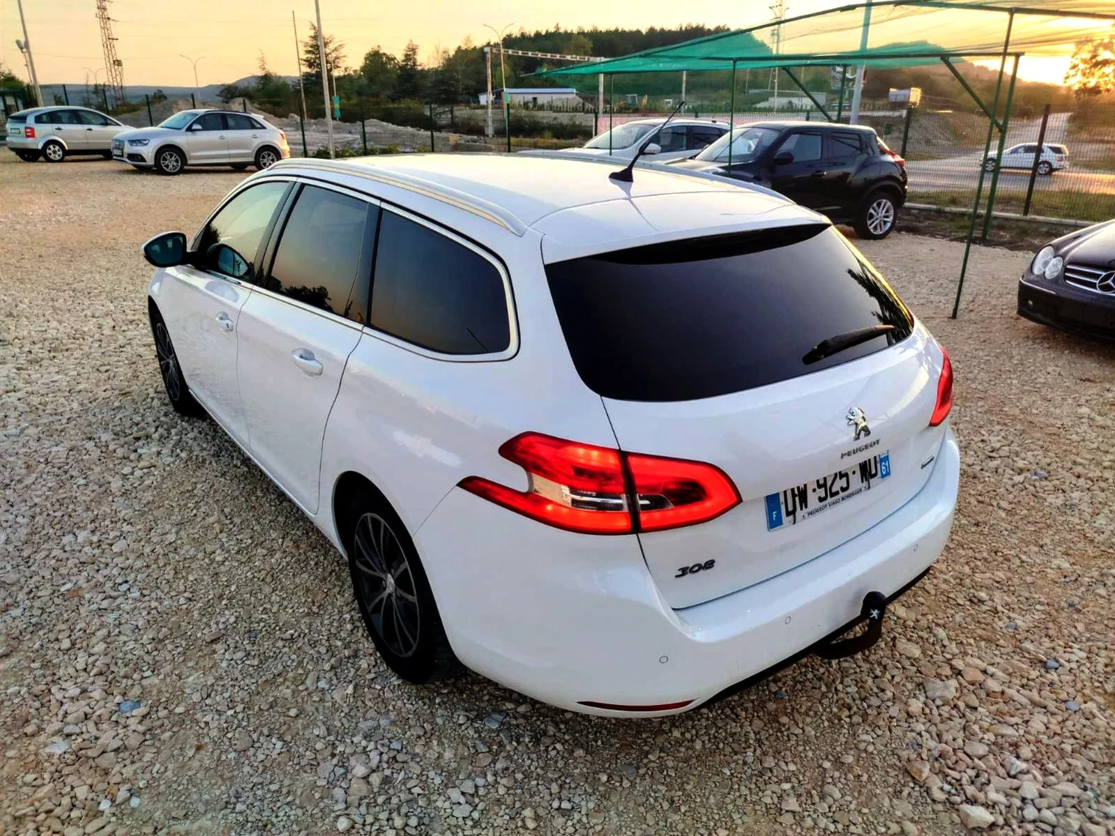 Peugeot 308 1.6 Blue-HDi* Allure* Full LED - изображение 5