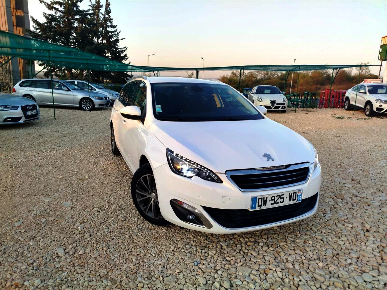 Peugeot 308 1.6 Blue-HDi* Allure* Full LED | Mobile.bg   1