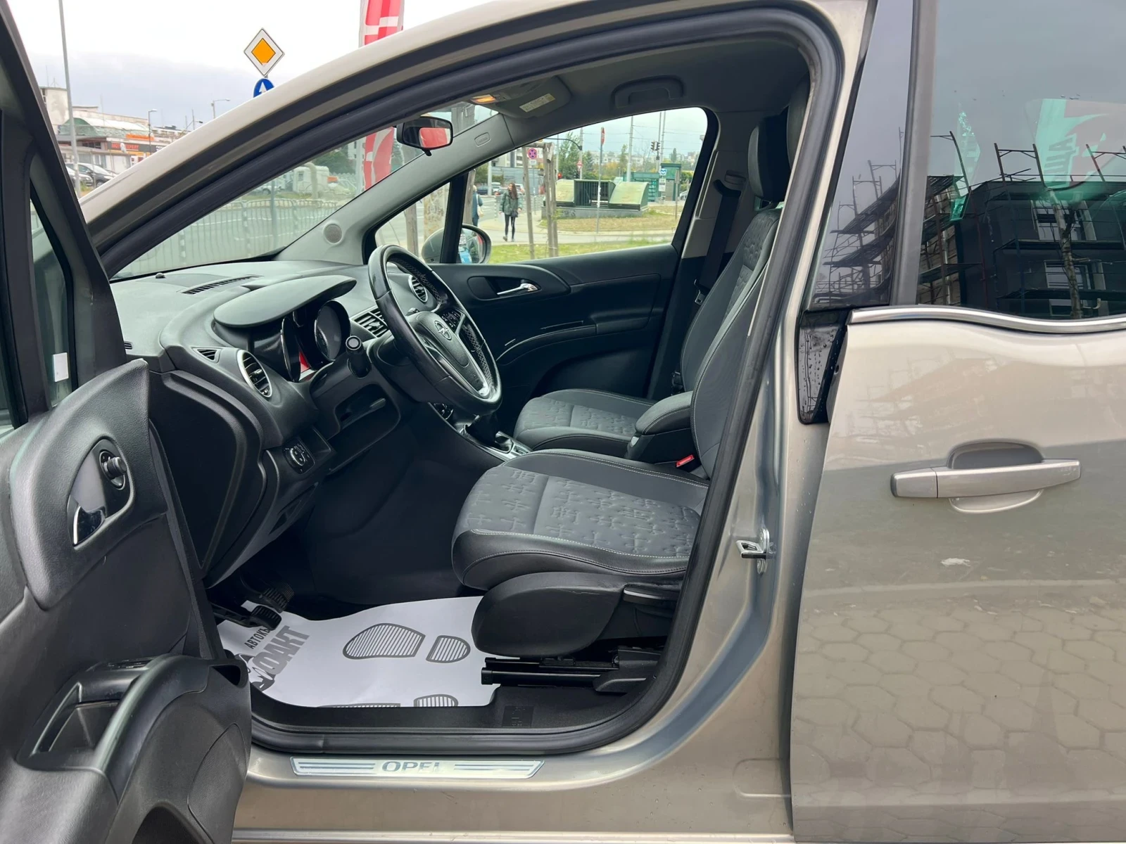 Opel Meriva 1.4i/ГАЗ/EU.6B - изображение 8