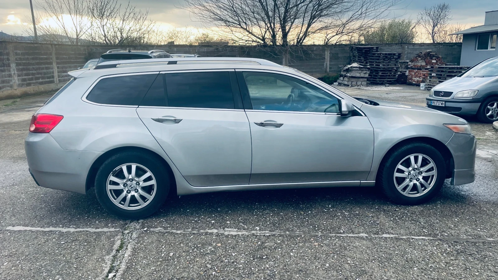 Honda Accord, снимка 4 - Автомобили и джипове - 53848184