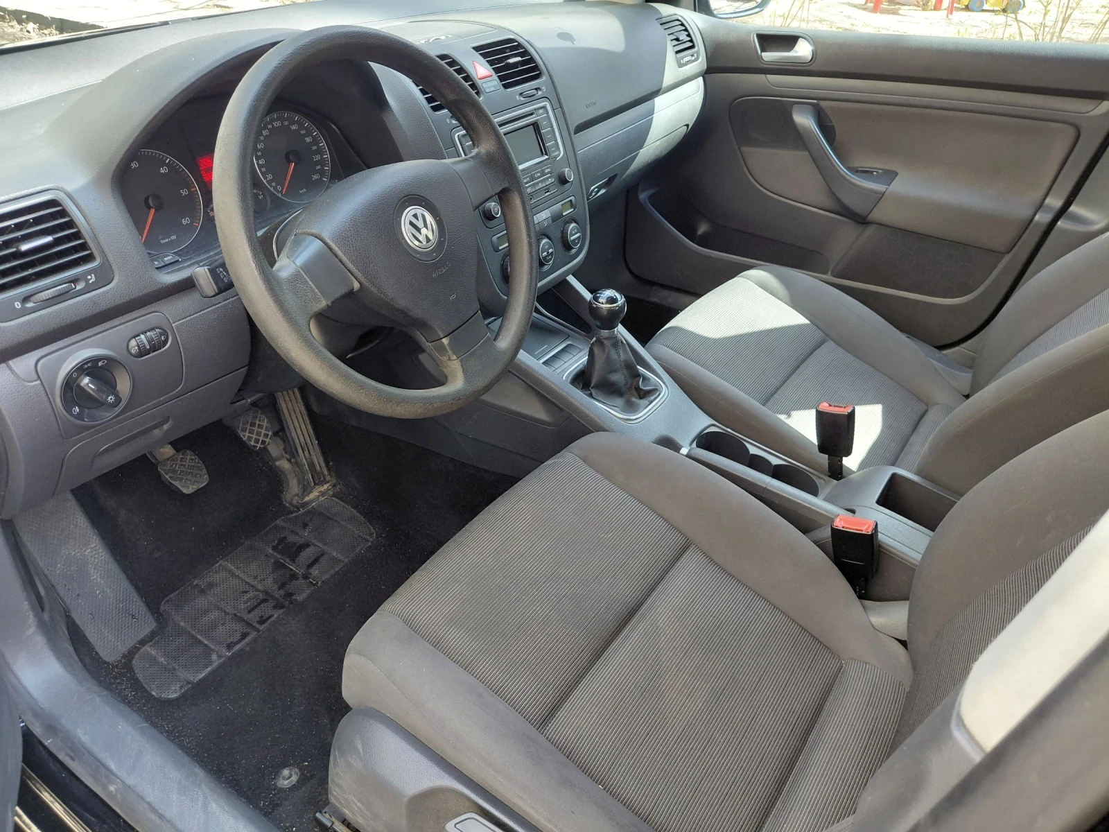 VW Golf 1.9, снимка 13 - Автомобили и джипове - 53976057