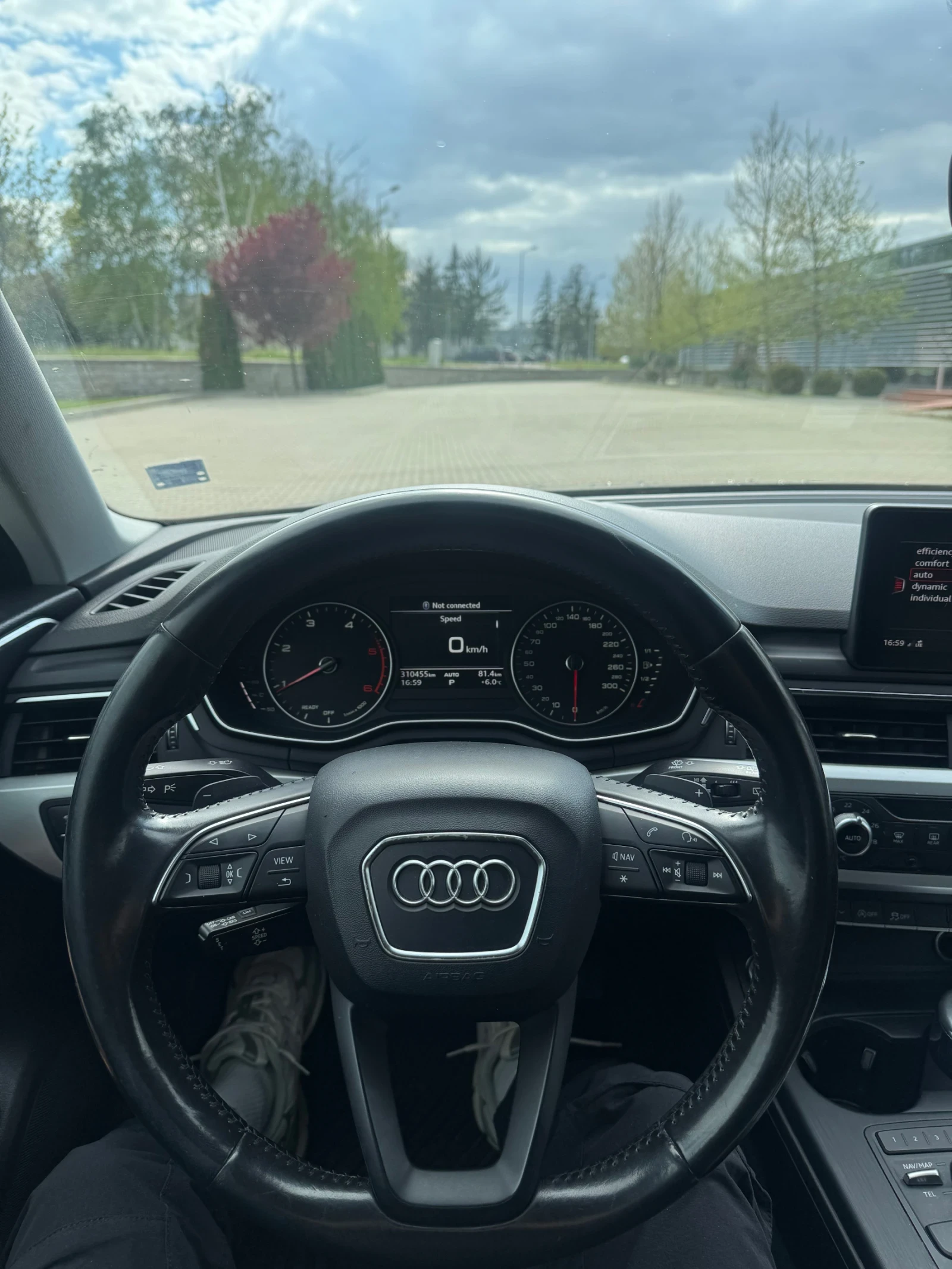 Audi A4 2.0 TDI, снимка 13 - Автомобили и джипове - 54381407