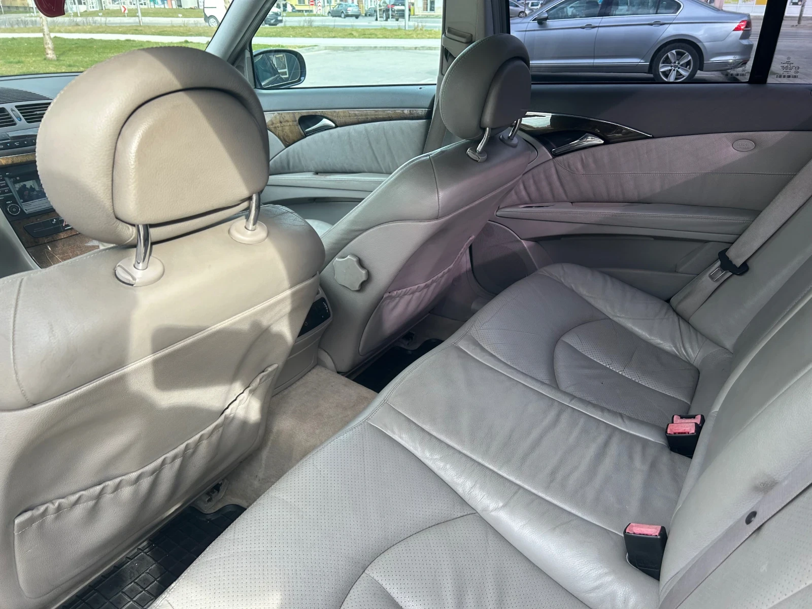 Mercedes-Benz E 270 E 270 CDI Ръчка !, снимка 7 - Автомобили и джипове - 54623776