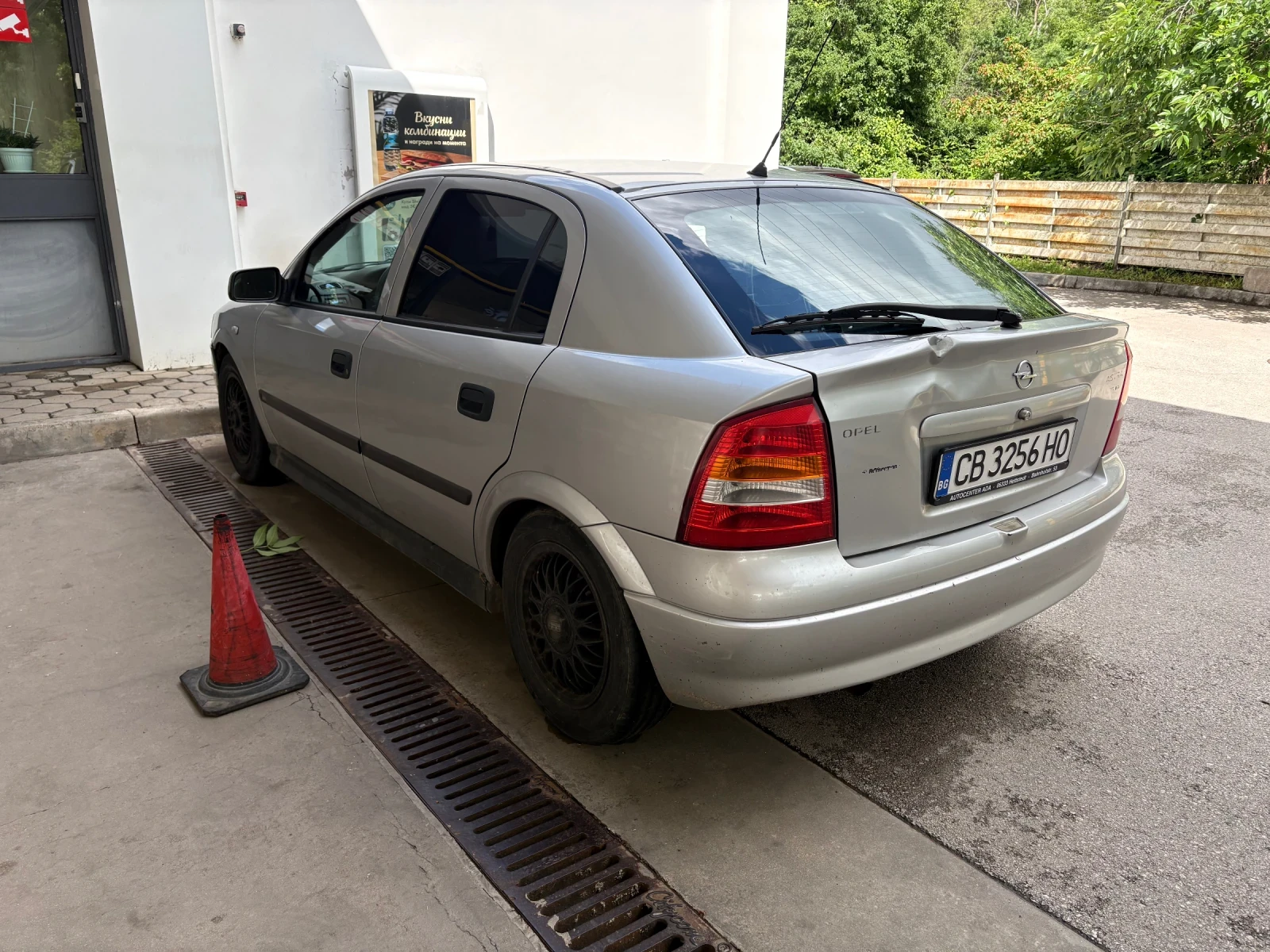 Opel Astra, снимка 4 - Автомобили и джипове - 54779918