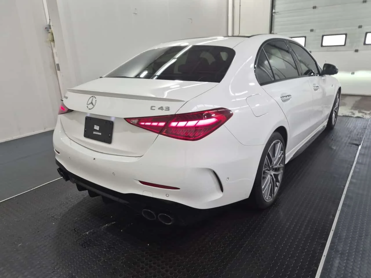 Mercedes-Benz C 43 AMG /360/DIS/BURMESTER/КЛИП НА МОТОРА , снимка 3 - Автомобили и джипове - 54885106