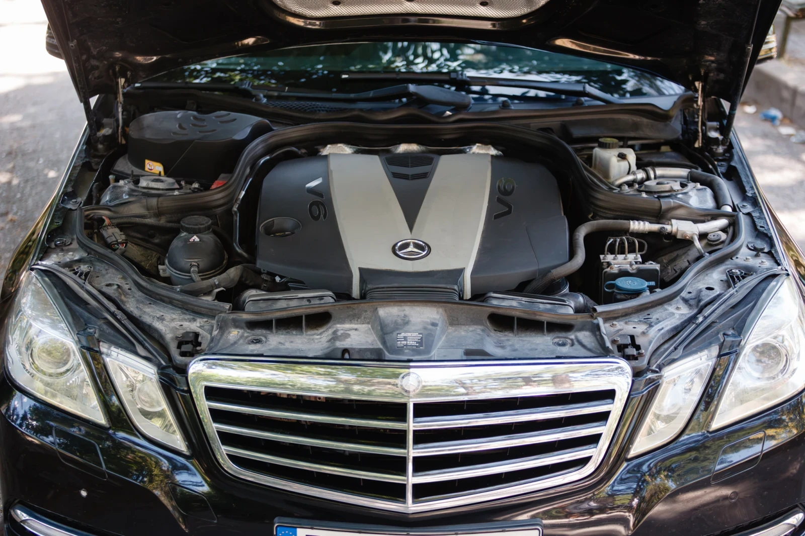 Mercedes-Benz E 350, снимка 10 - Автомобили и джипове - 55180261