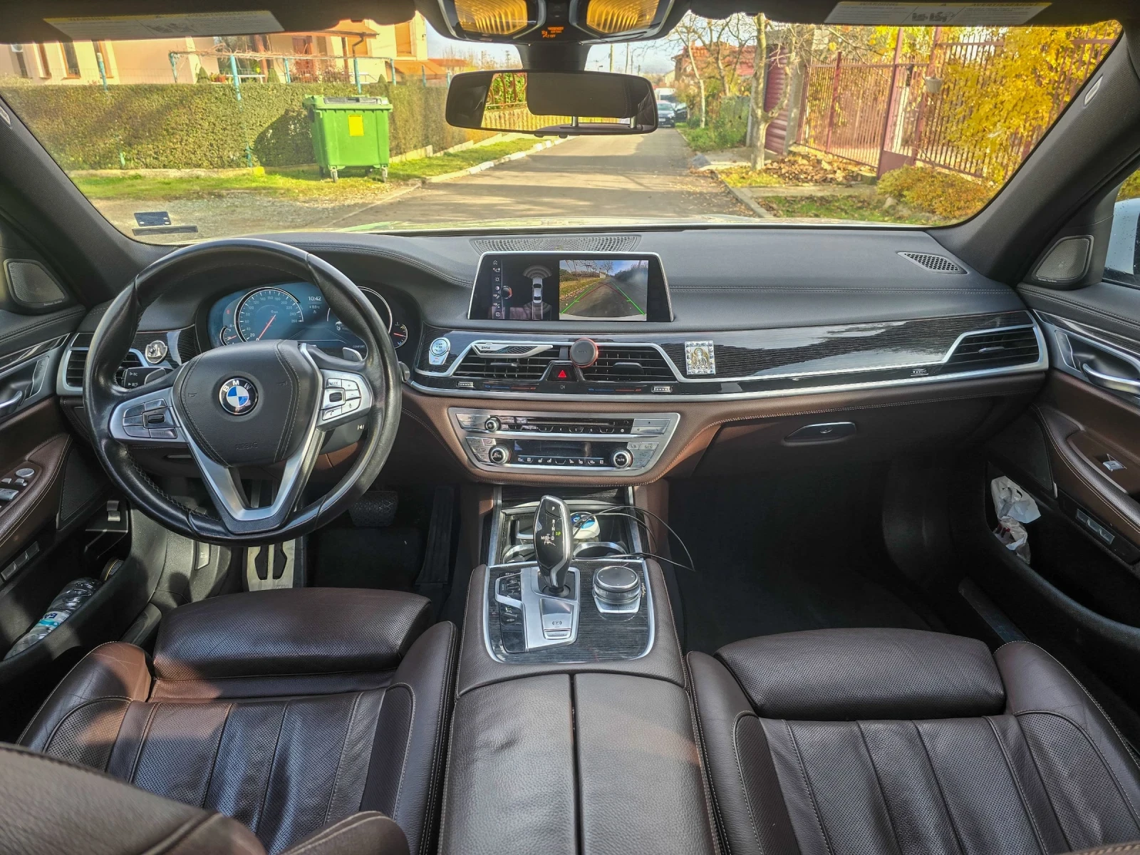 BMW 740 I L M Paket, снимка 7 - Автомобили и джипове - 55315618