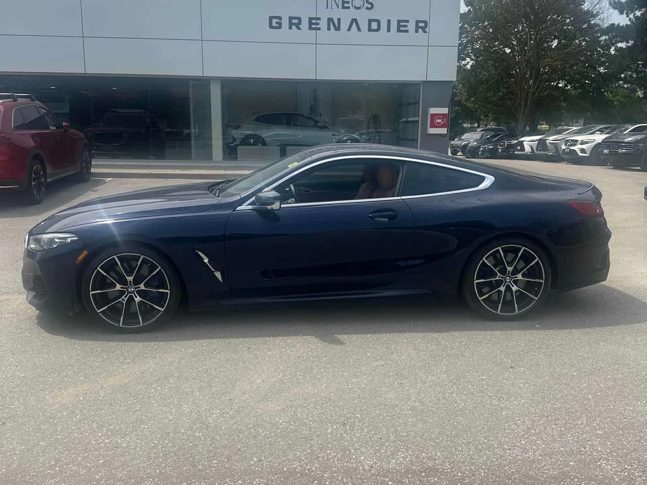 BMW 850 | DISTRONIC | 360 | HARMAN/K | , снимка 2 - Автомобили и джипове - 55512665
