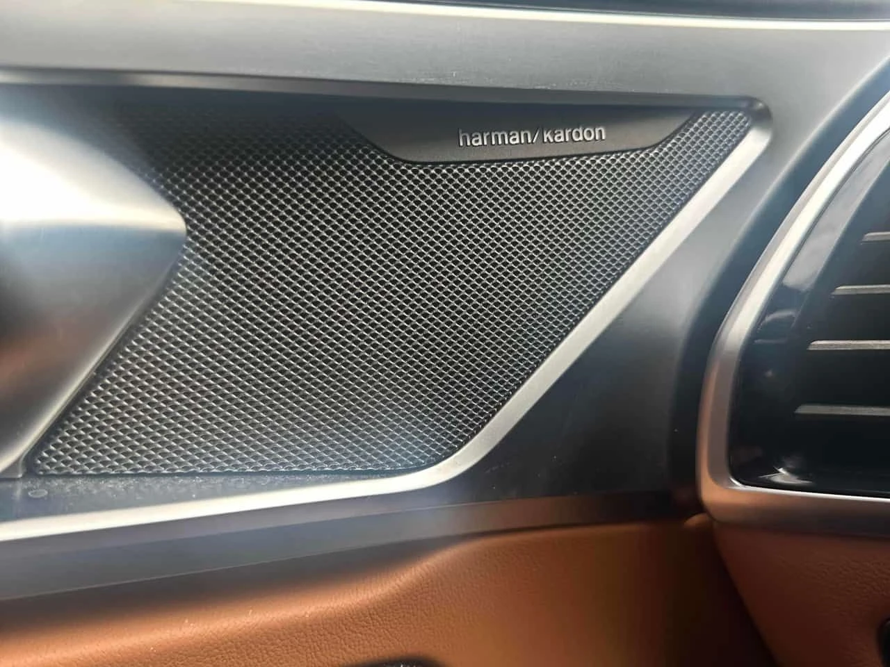 BMW 850 | DISTRONIC | 360 | HARMAN/K | , снимка 11 - Автомобили и джипове - 55512665