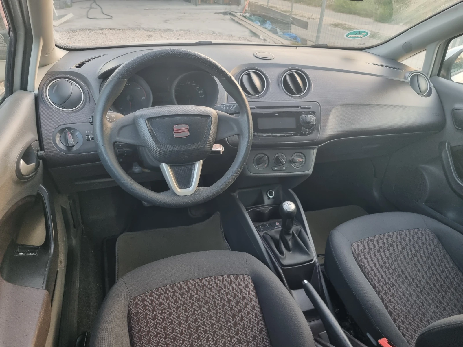 Seat Ibiza 1.6TDI INDIVIDUAL  | Mobile.bg � ����������� 12