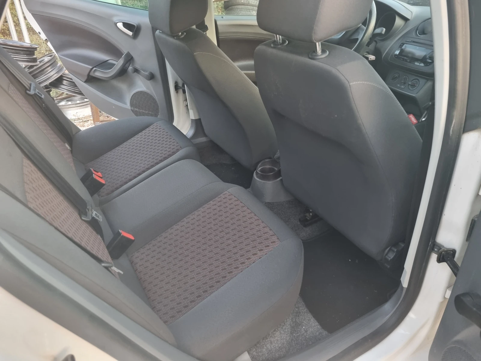 Seat Ibiza 1.6TDI INDIVIDUAL  | Mobile.bg � ����������� 11