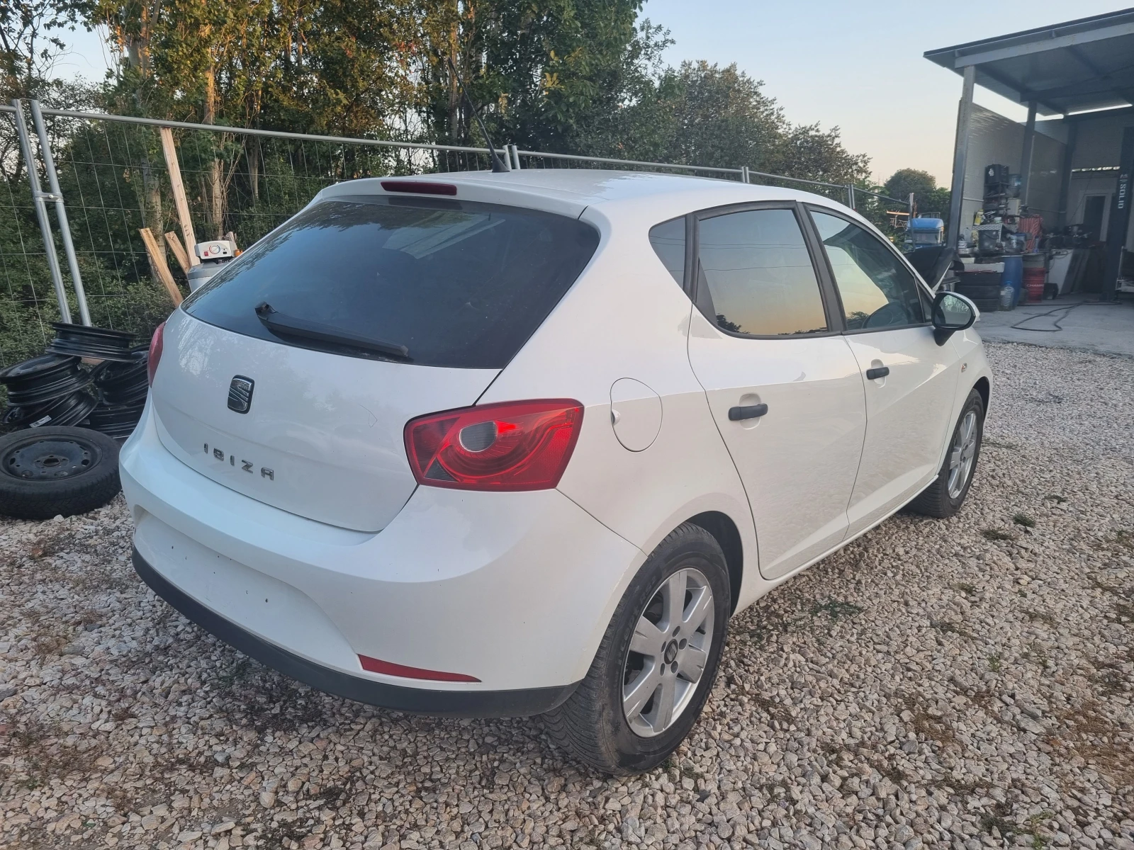 Seat Ibiza 1.6TDI INDIVIDUAL  | Mobile.bg � ����������� 4