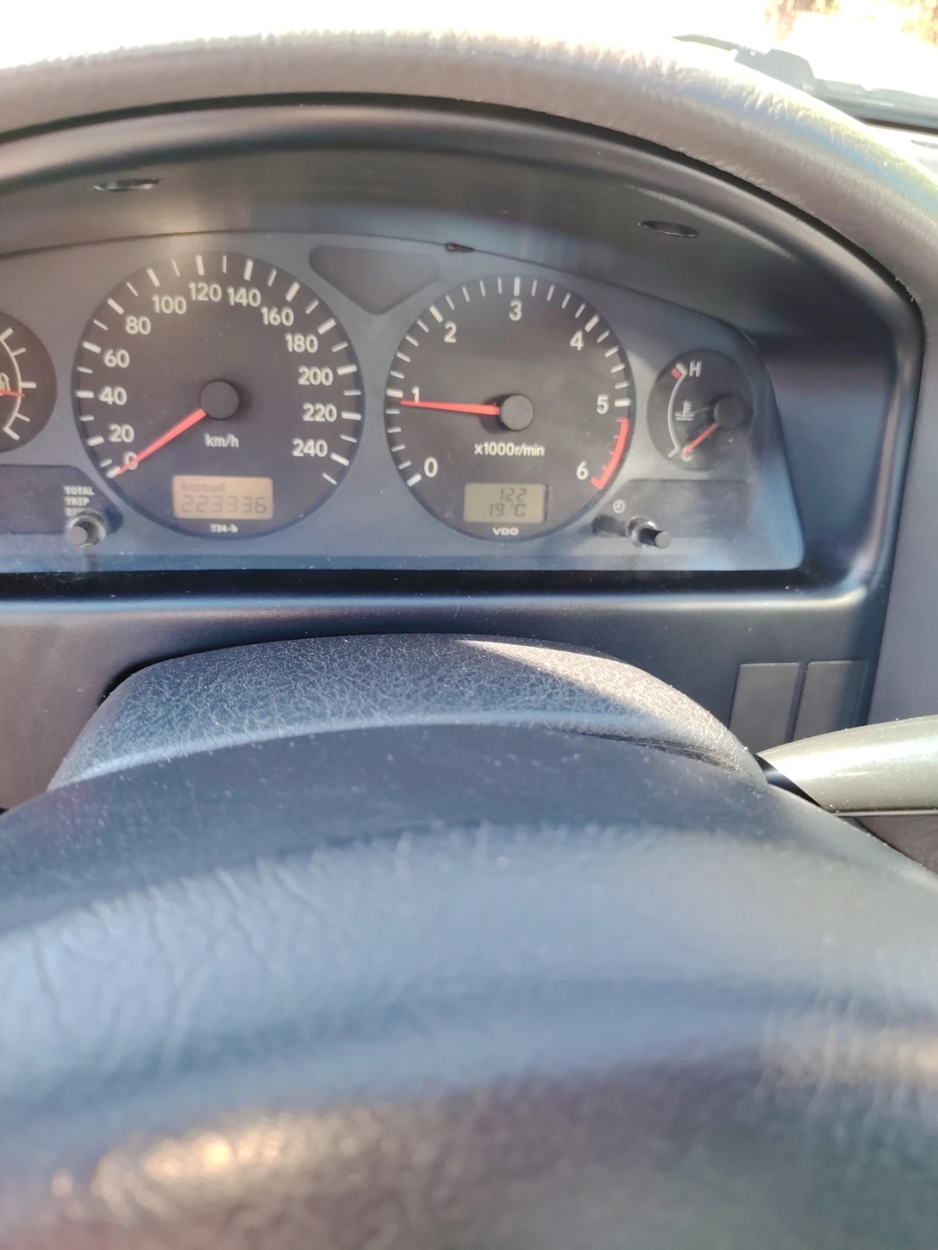 Toyota Avensis, снимка 2 - Автомобили и джипове - 56345348