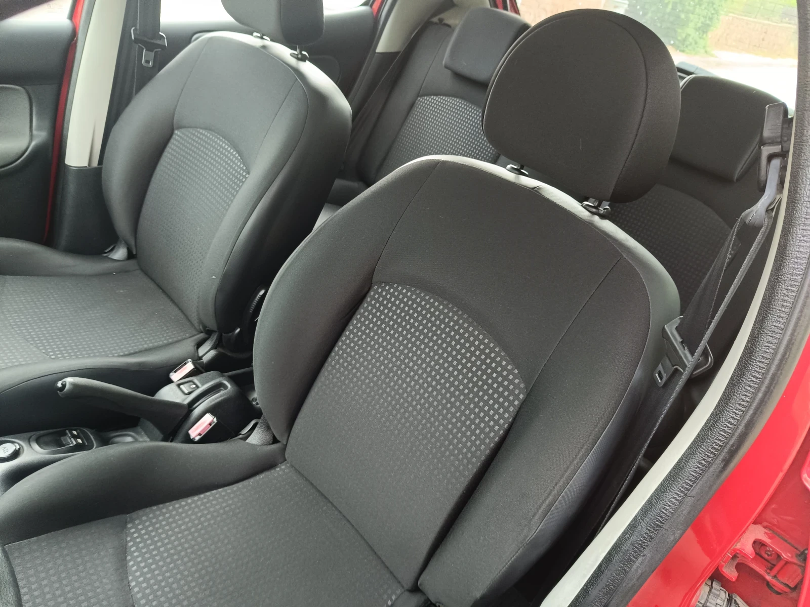 Peugeot 206 1.2, снимка 10 - Автомобили и джипове - 56347468