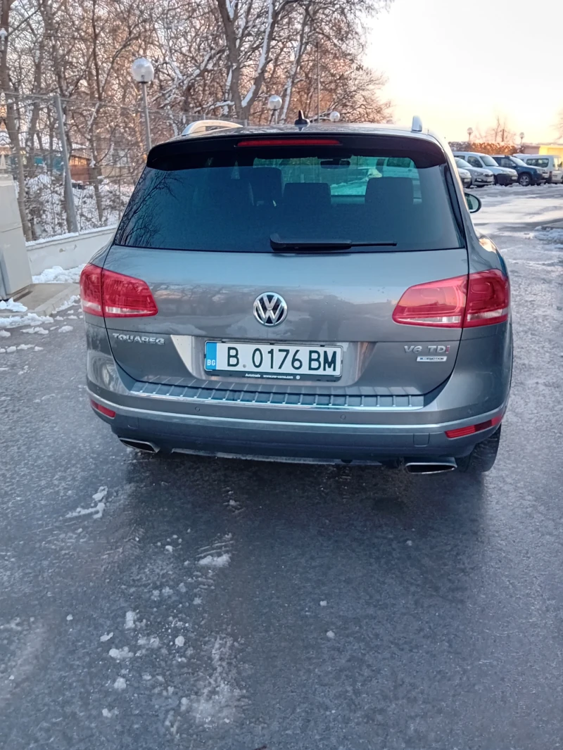 VW Touareg, снимка 6 - Автомобили и джипове - 49207959