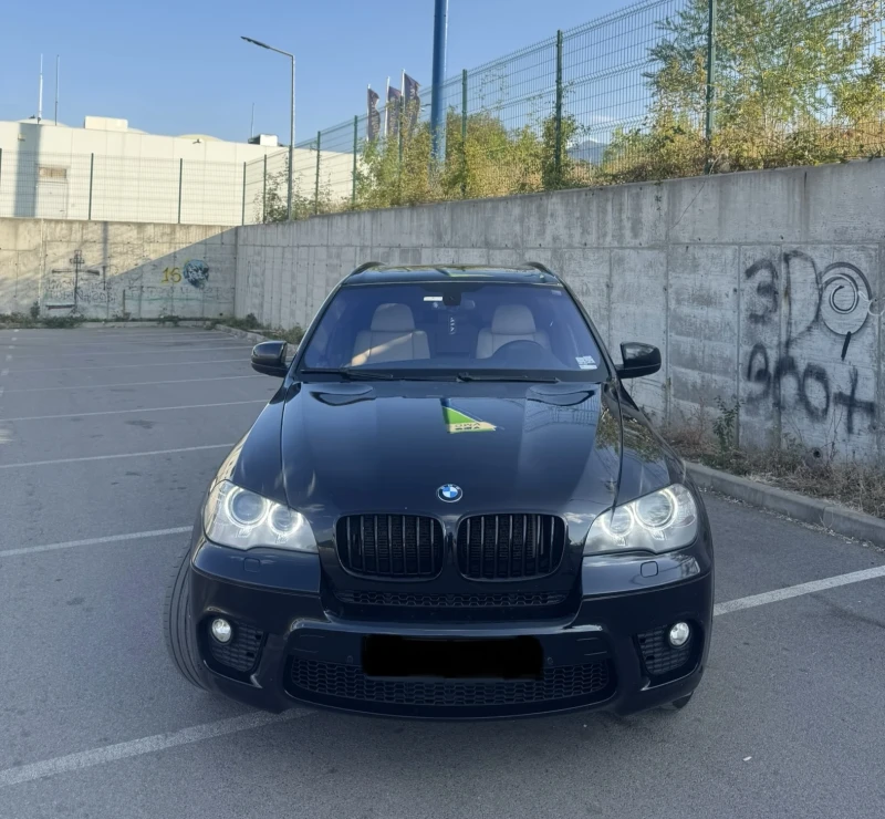 BMW X5 xDrive 40d M-Pack* PANO* TV* COMFORT* SPORT* 6+ 1*, снимка 3 - Автомобили и джипове - 52093595