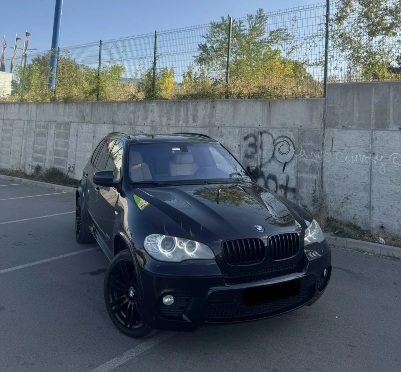 BMW X5 xDrive 40d M-Pack* PANO* TV* COMFORT* SPORT* 6+ 1*, снимка 2 - Автомобили и джипове - 52093595