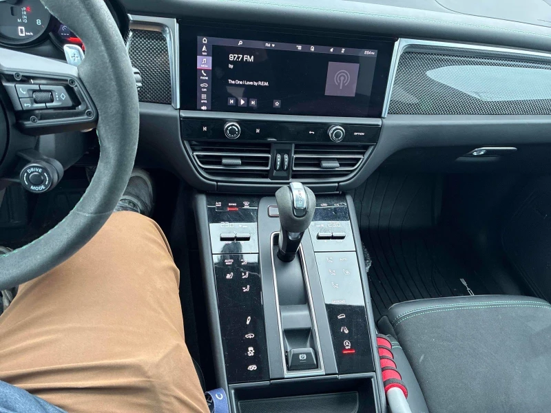 Porsche Macan  GTS С РЕГИСТРАЦИЯ & АВТО КРЕДИТ, снимка 9 - Автомобили и джипове - 53521830