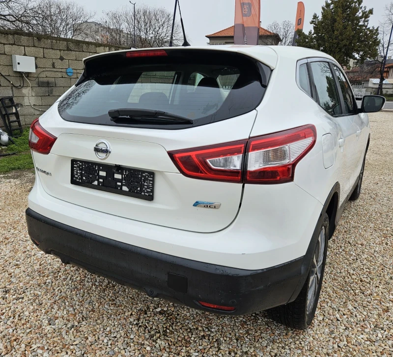 Nissan Qashqai 1.5 DCI..NAVI..KAMERA..ТОП, снимка 6 - Автомобили и джипове - 53575001